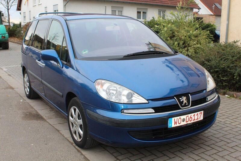 Blau Gebraucht 2004 Peugeot 807 Family Van / Kleinbus | 2.390 € - Bild 1/4