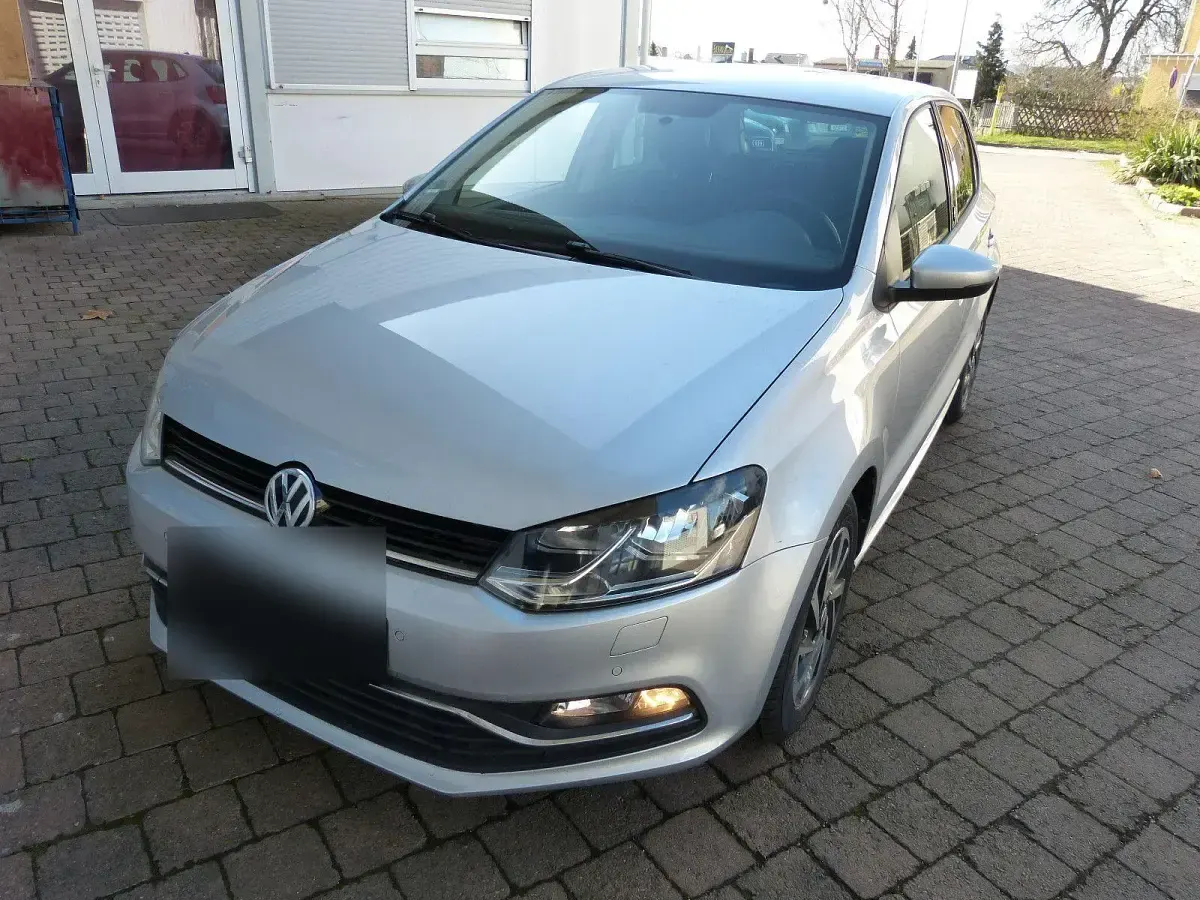 Gebraucht VW Polo Sound 75 PS (55 kW) 2017 Silber Limousine