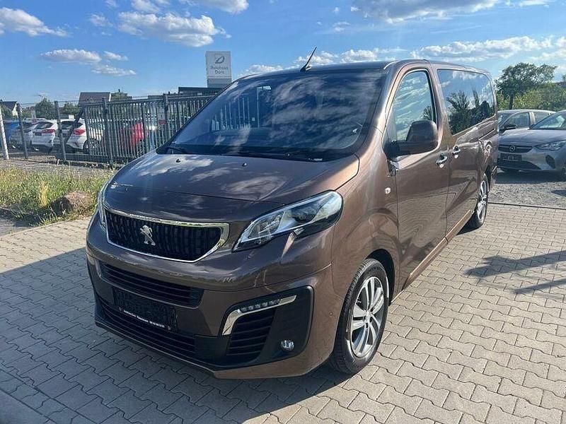Gebraucht Peugeot Traveller Business-Line 177 PS (130 kW) 2021 Braun (lackierung rich oak/typ a Van / Kleinbus