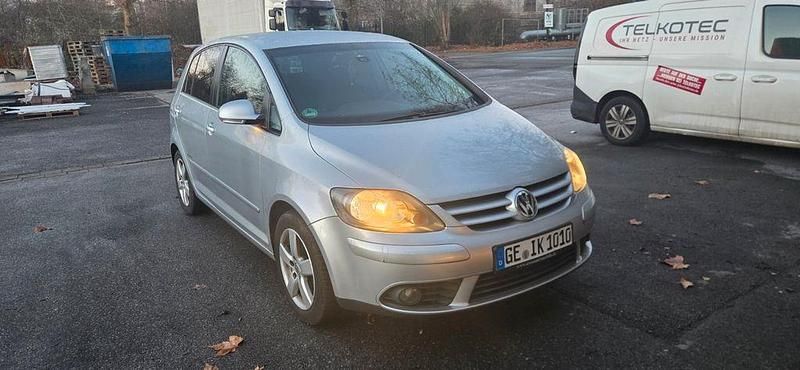 Silber Gebraucht 2008 VW Golf Plus Cross Edition Van / Kleinbus | 2.000 € (Teuer) - Bild 1/4