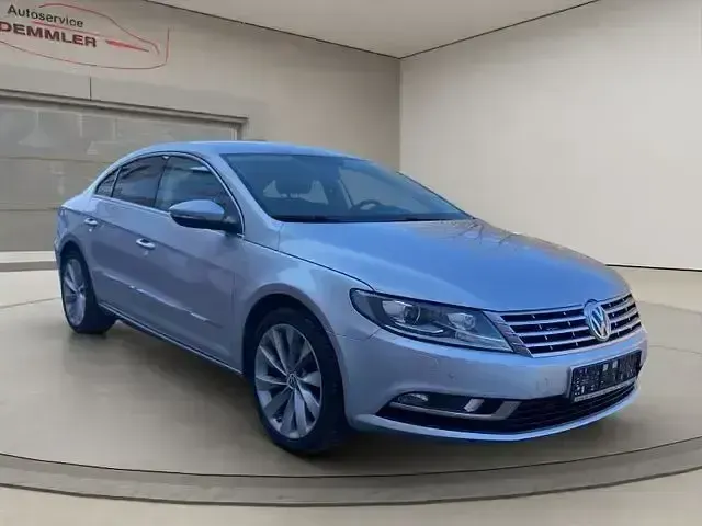 Używany VW CC 140 KM (102 kW) 2013 Srebrny Sedan/Limuzyna