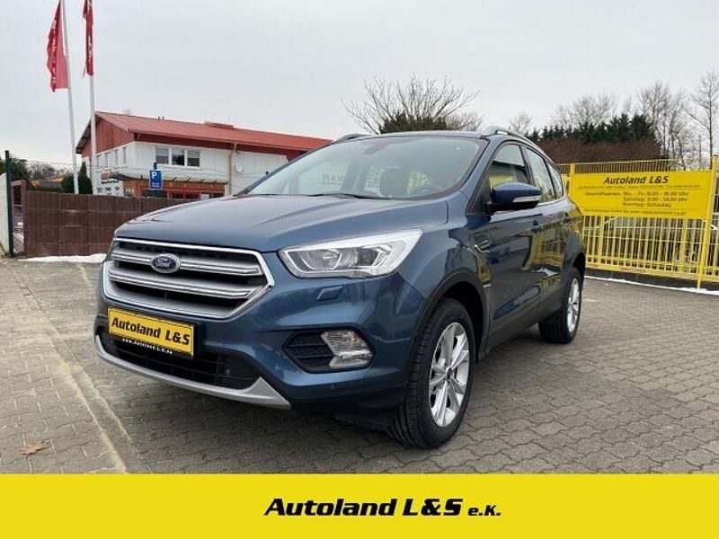 Blau Gebraucht 2019 Ford Kuga Titanium SUV | 14.990 € (Fairer Preis) - Bild 1/4