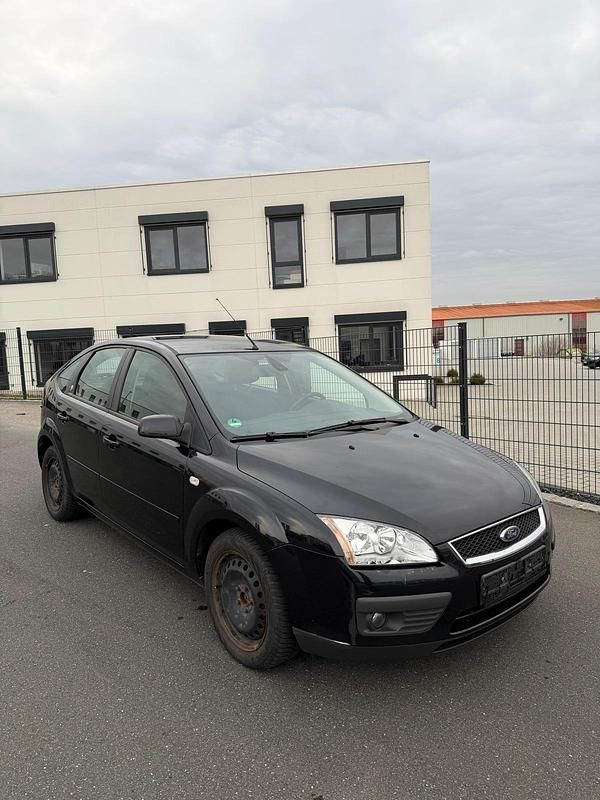 Usata Ford Focus 116 CV (85 kW) 2006 Nero Station wagon