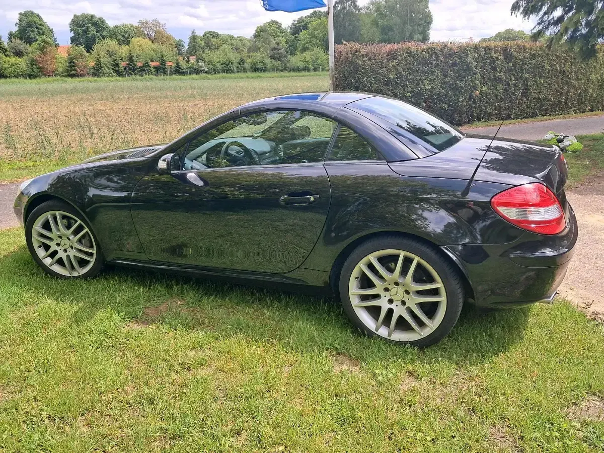 Gebraucht Mercedes SLK350 272 PS (200 kW) 2007 Schwarz Cabrio