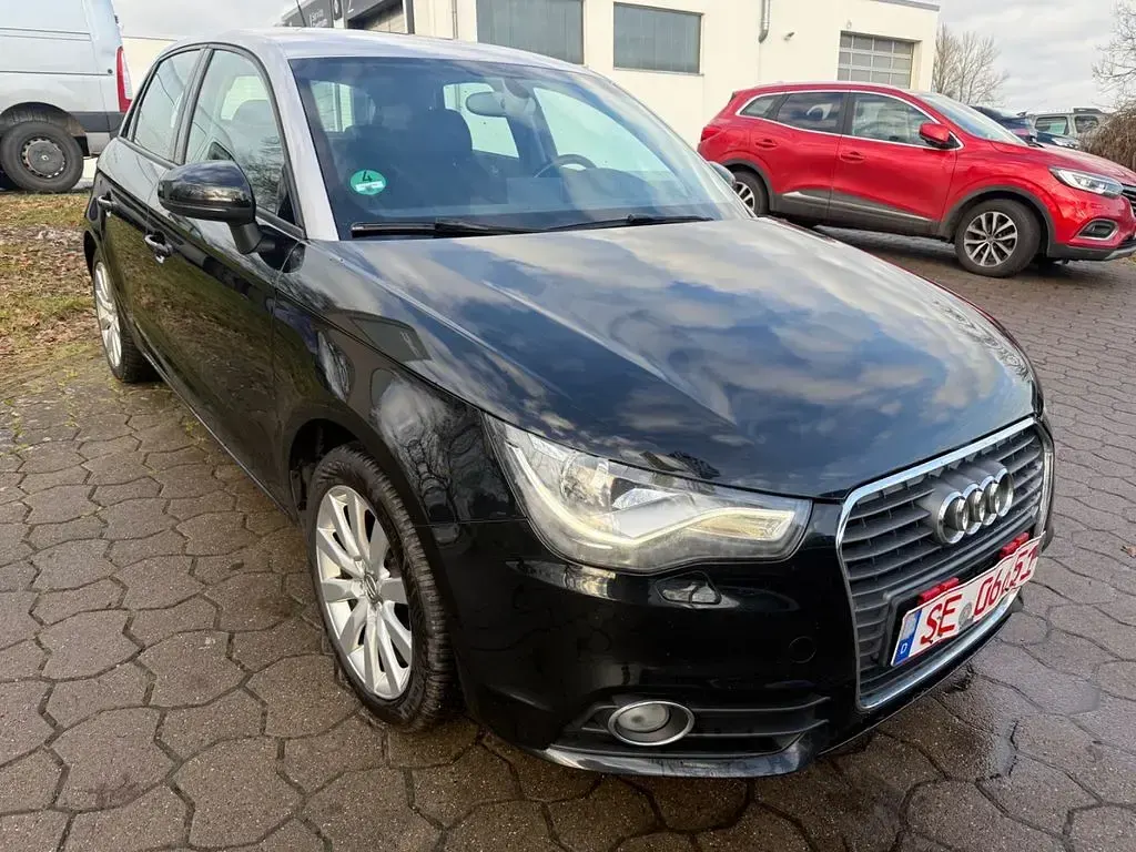 Gebraucht Audi A1 Sportback Ambition 90 PS (66 kW) 2014 Schwarz Kleinwagen