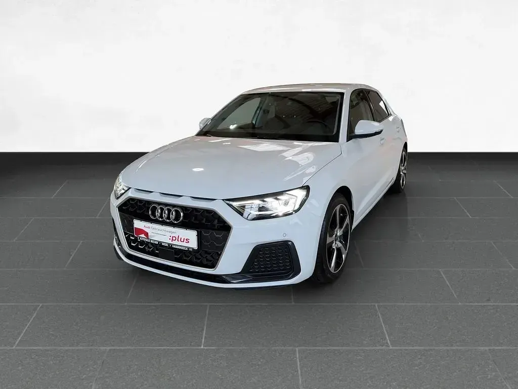 Używany Audi A1 Advanced Plus 116 KM (85 kW) 2025 Biały SUV