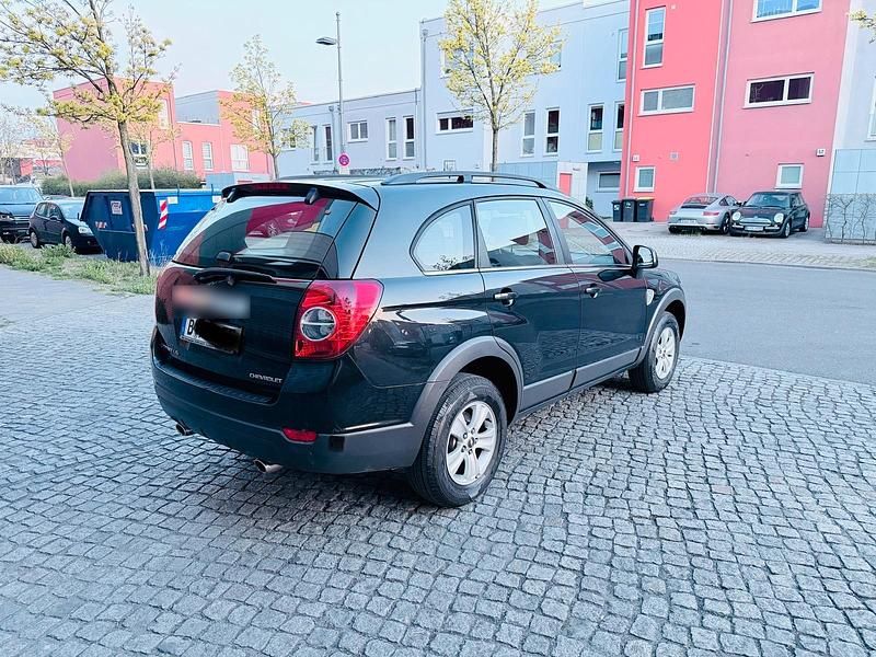 Gebraucht Chevrolet Captiva 140 PS (102 kW) 2011 Schwarz SUV