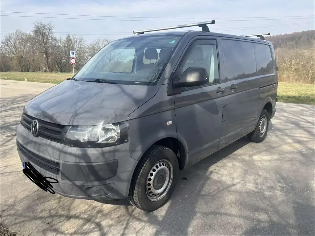 Gebraucht VW T5 114 PS (83 kW) 2011 Grau Van