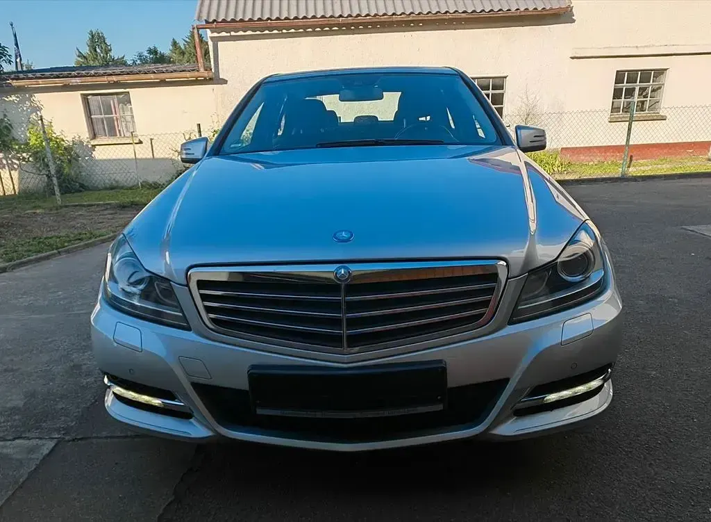 Gebraucht Mercedes 250 204 PS (150 kW) 2011 Grau Limousine