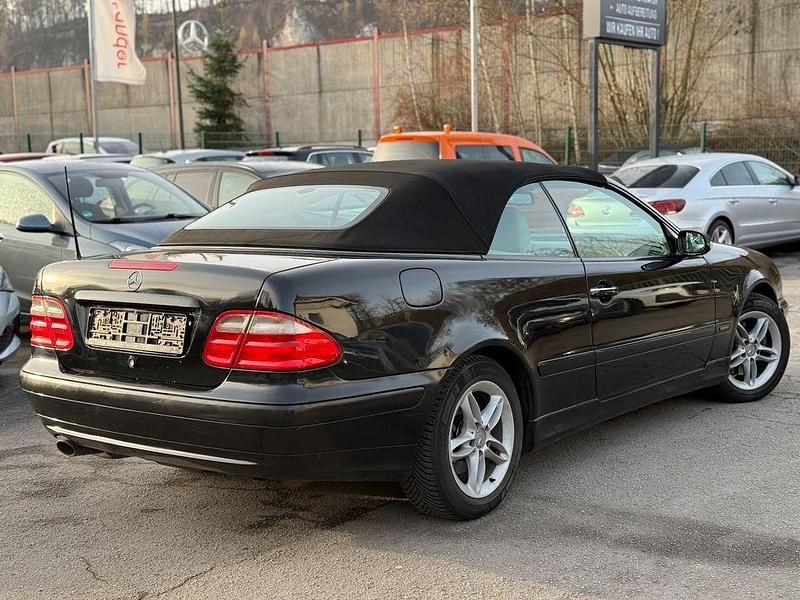 Gebraucht Mercedes CLK200 Elegance 192 PS (141 kW) 2000 Schwarz Cabrio