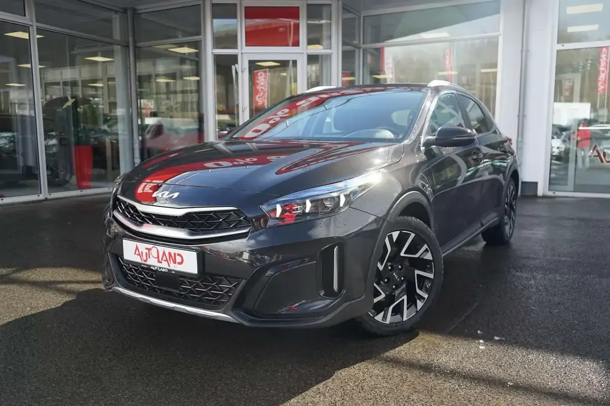 Gebraucht Kia XCeed 160 PS (117 kW) 2022 Schwarz SUV