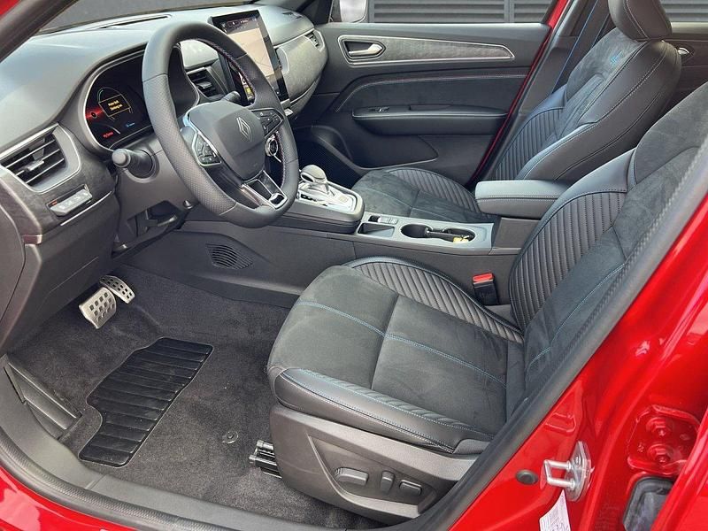 Neu Renault Arkana Esprit Alpine 144 PS (105 kW) 2025 Dezirrot SUV