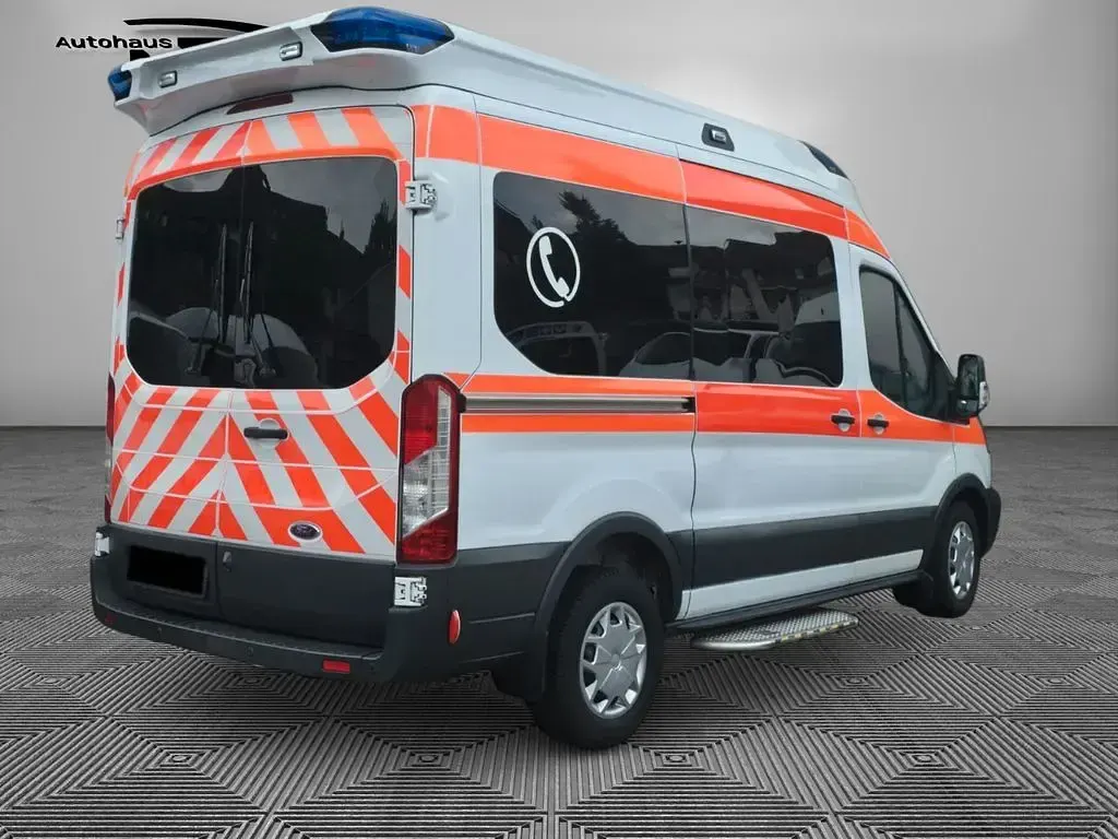 Usata Ford Transit 131 CV (96 kW) 2018 Bianco Berlina