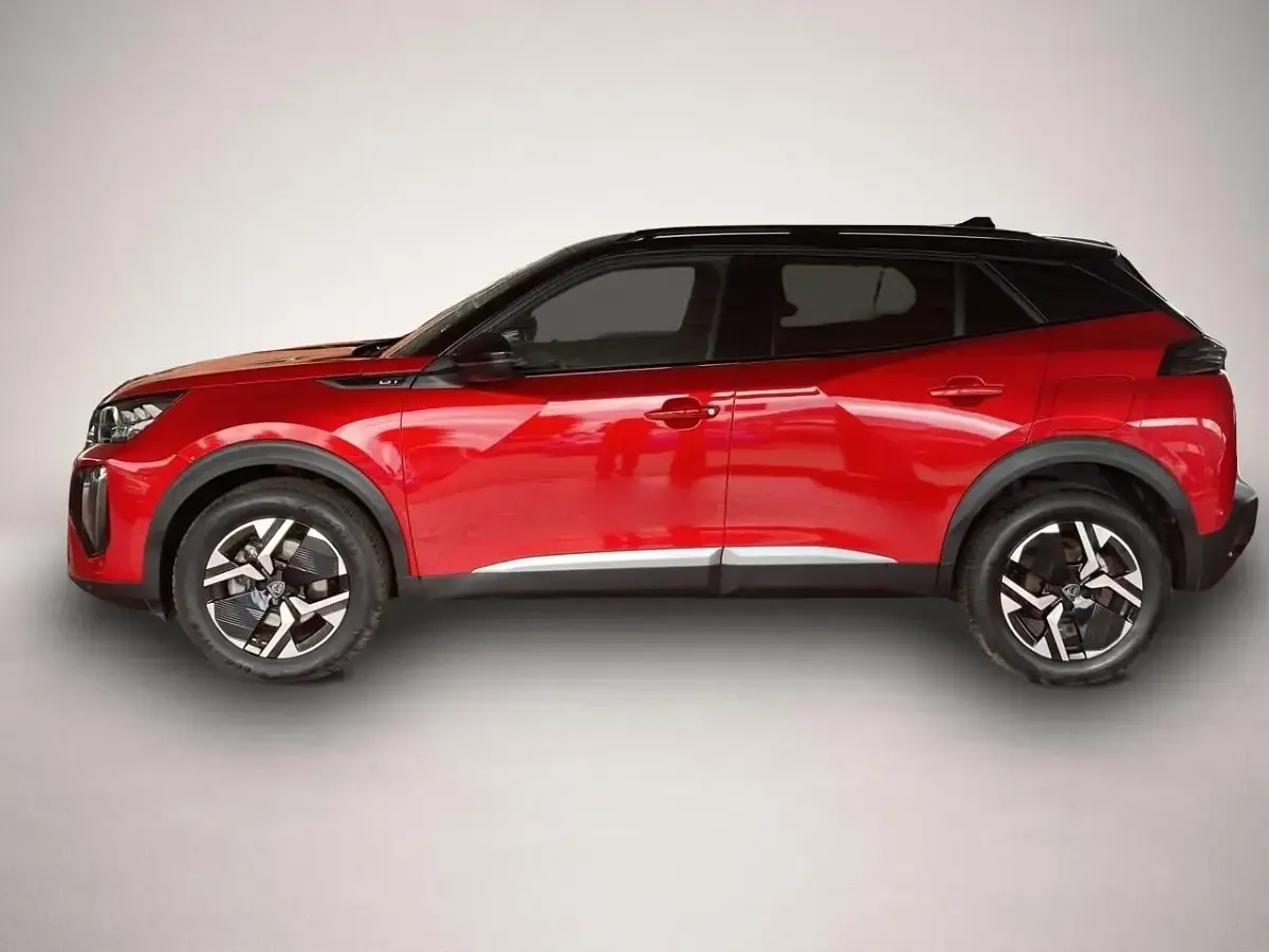 Gebraucht Peugeot 2008 GT 145 PS (106 kW) 2025 Manufacturer SUV