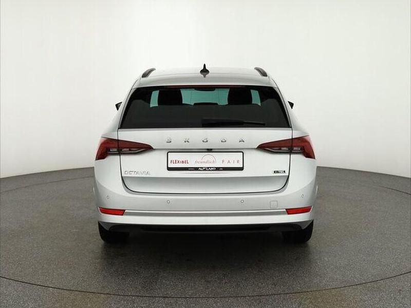 Gebraucht Skoda Octavia 150 PS (110 kW) 2024 Silber Kombi