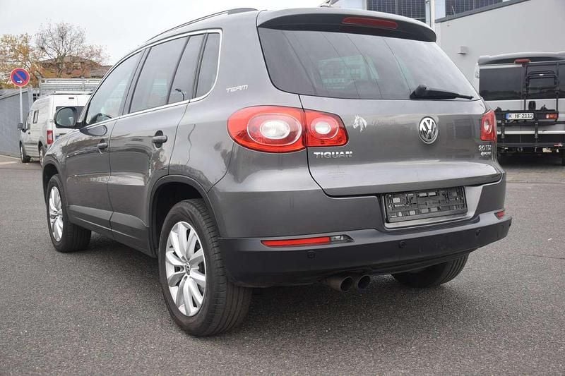 Gebraucht VW Tiguan Team 140 PS (102 kW) 2011 Pepper grey SUV
