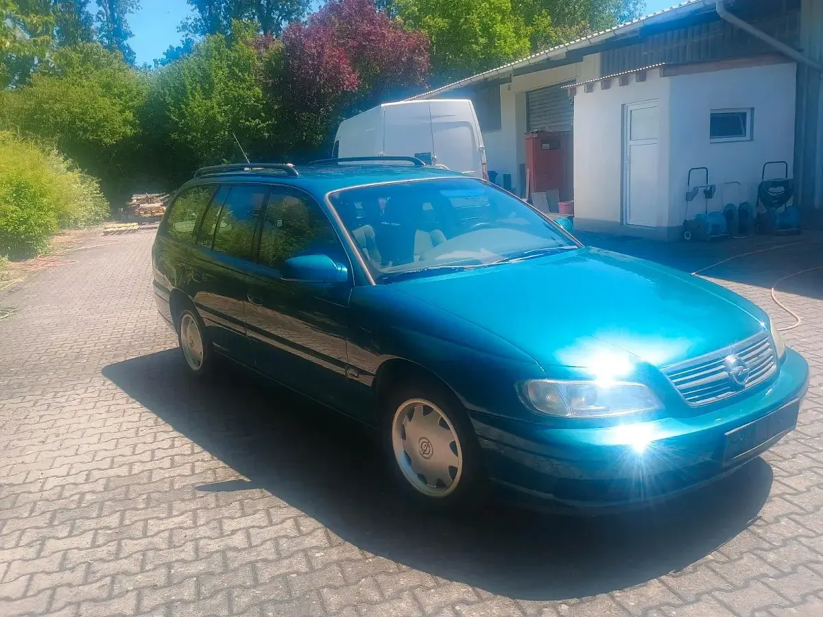 Gebraucht Opel Omega 144 PS (105 kW) 2001 Grün Kombi