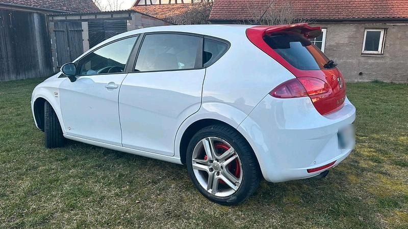 Second-hand Seat Leon Copa 125 CP (91 kW) 2012 Alb Hatchback