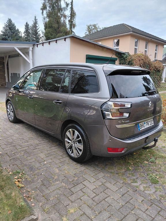 Gebraucht Citroën Grand C4 Picasso 150 PS (110 kW) 2016 Braun Van / Kleinbus