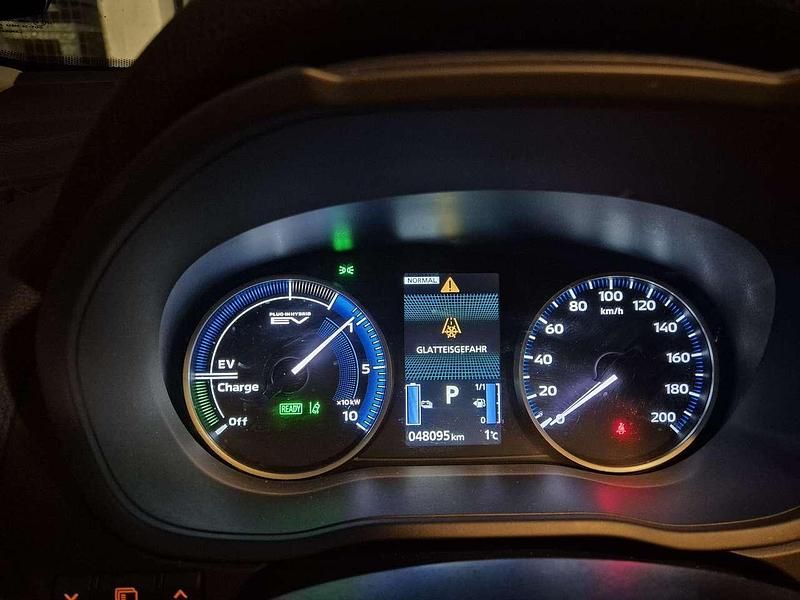 Gebraucht Mitsubishi Eclipse Cross Basis 98 PS (72 kW) 2022 SUV