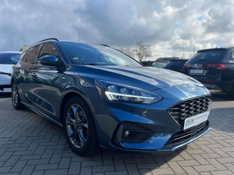 Gebraucht Ford Focus ST-Line 155 PS (114 kW) 2021 Blau Kombi