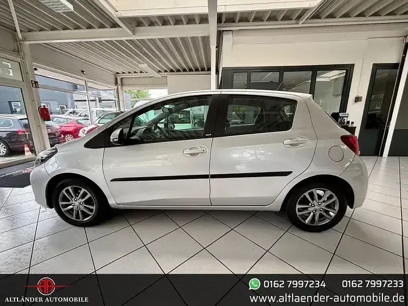 Gebraucht Toyota Yaris Edition-S 99 PS (72 kW) 2017 Silber Kleinwagen