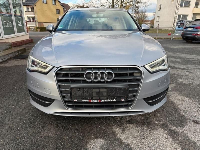 Gebraucht Audi A3 Ambiente 150 PS (110 kW) 2016 Silber Limousine
