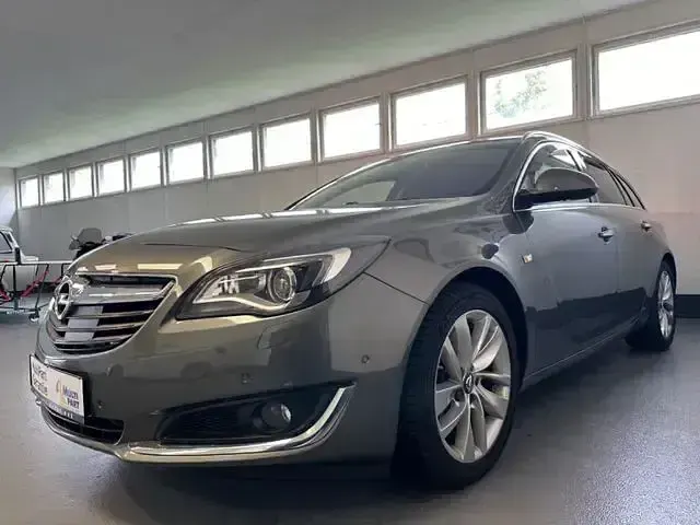 Gebraucht Opel Insignia 170 PS (125 kW) 2016 Quarz grau Kombi
