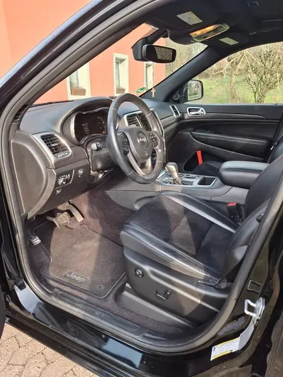 Gebraucht Jeep Grand Cherokee Limited 286 PS (210 kW) 2018 Schwarz SUV