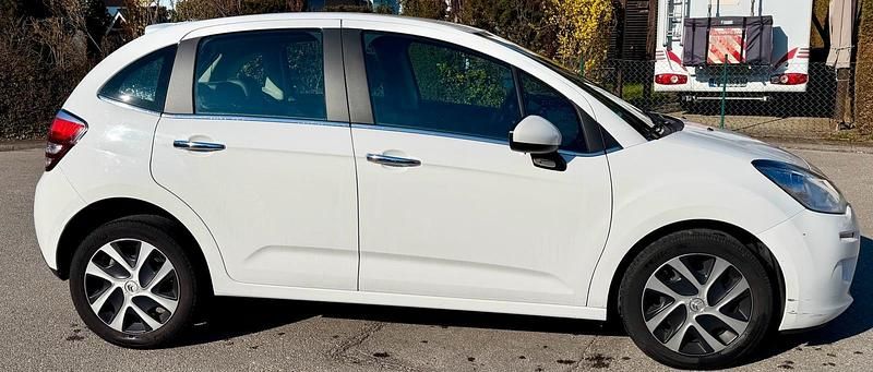 Gebraucht Citroën C3 68 PS (50 kW) 2016 Weiß Limousine