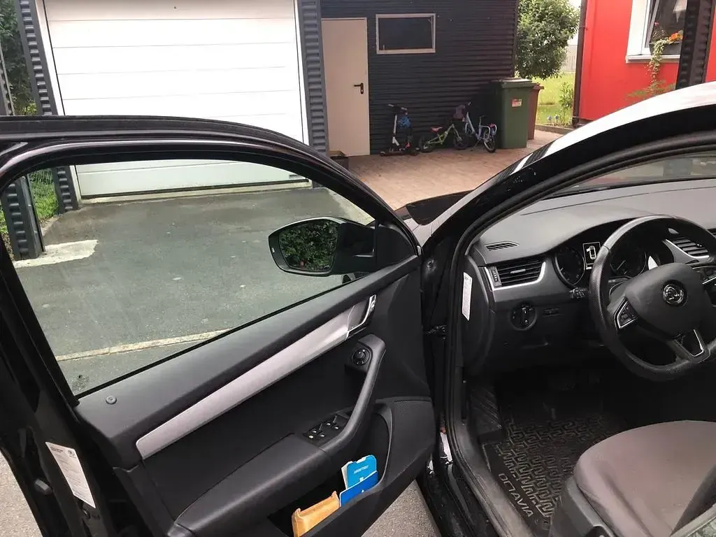 Gebraucht Skoda Octavia Ambition 110 PS (80 kW) 2016 Schwarz Kombi