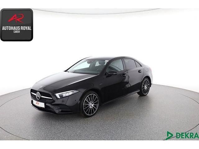 Gebraucht 2021 Mercedes A250 AMG Limousine | 25.470 € (Fairer Preis) - Bild 1/4