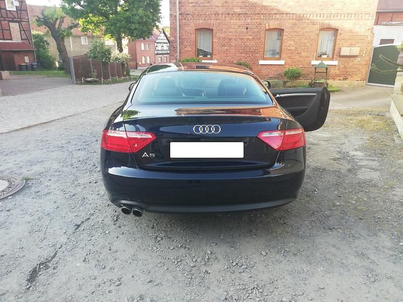 Blau Gebraucht 2008 Audi A5 Coupé | 14.000 € - Bild 1/4