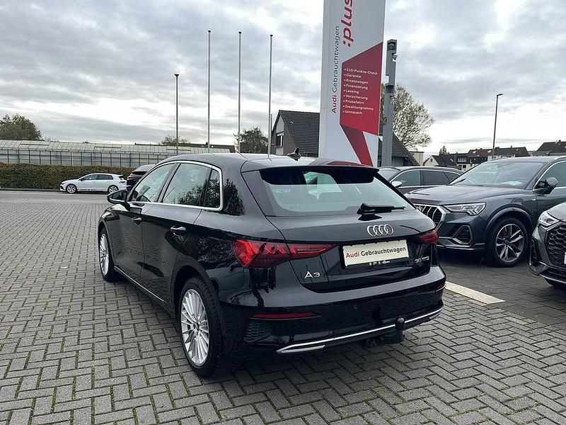 Używany Audi A3 Advanced 110 KM (80 kW) 2021 Czarny Sedan/Limuzyna
