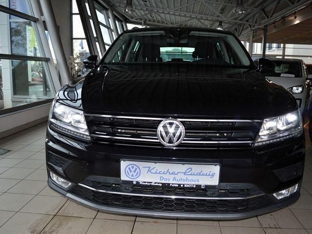 Gebraucht VW Tiguan Highline 150 PS (110 kW) 2016 Schwarz SUV