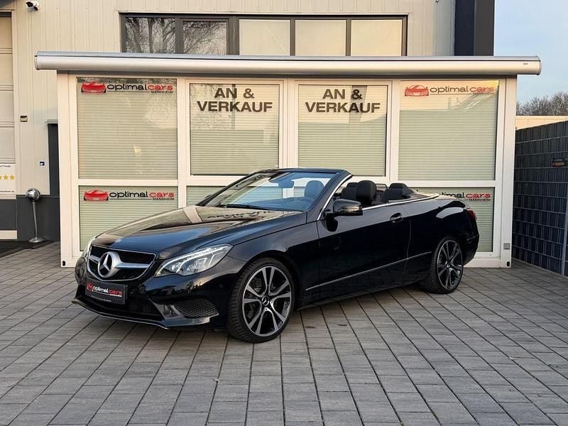 Gebraucht Mercedes E200 184 PS (135 kW) 2015 Schwarz Cabrio