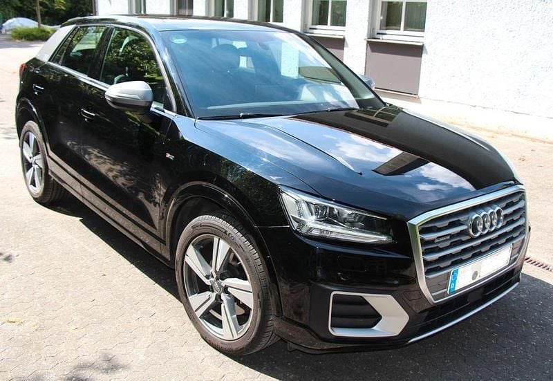 Schwarz Gebraucht 2018 Audi Q2 S-Line SUV | 21.799 € (Guter Preis) - Bild 1/4