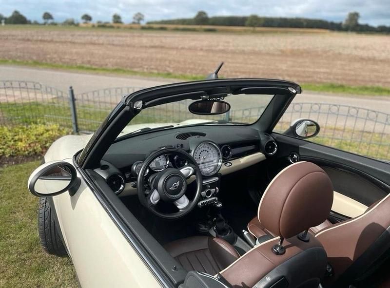 Gebraucht Mini Cooper Cabriolet 120 PS (88 kW) 2009 Beige Cabrio