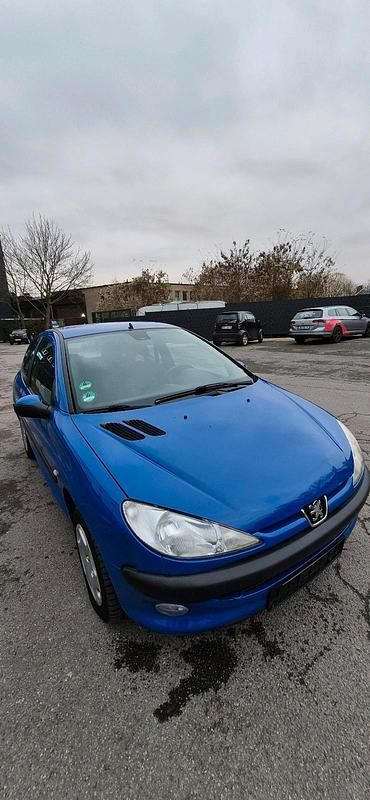 Gebraucht Peugeot 206 75 PS (55 kW) 2003 Blau Limousine