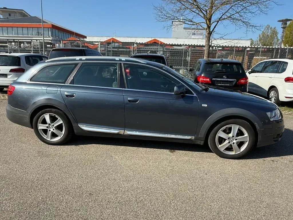 Gebraucht Audi A6 Allroad Ambiente 179 PS (131 kW) 2008 Blau Kombi