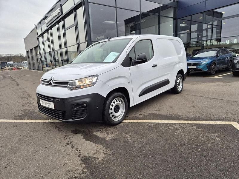 Gebraucht Citroën Berlingo 131 PS (96 kW) 2024 Weiss / schnee weiß Van / Kleinbus