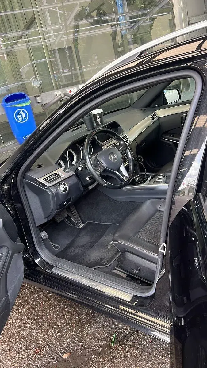 Gebraucht Mercedes E250 204 PS (150 kW) 2017 Schwarz Kombi