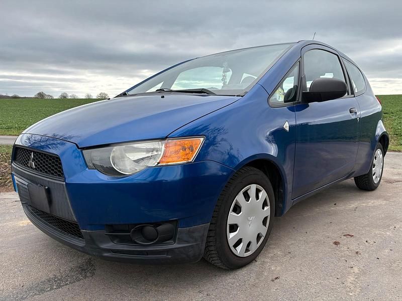 Gebraucht Mitsubishi Colt 75 PS (55 kW) 2010 Blau Kleinwagen