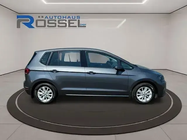 Gebraucht VW Golf VII Comfortline 2018 Andere Limousine