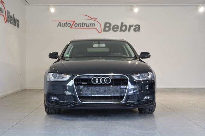 Gebraucht Audi A4 S-Line 245 PS (180 kW) 2012 Phantomschwarz perleffekt Kombi