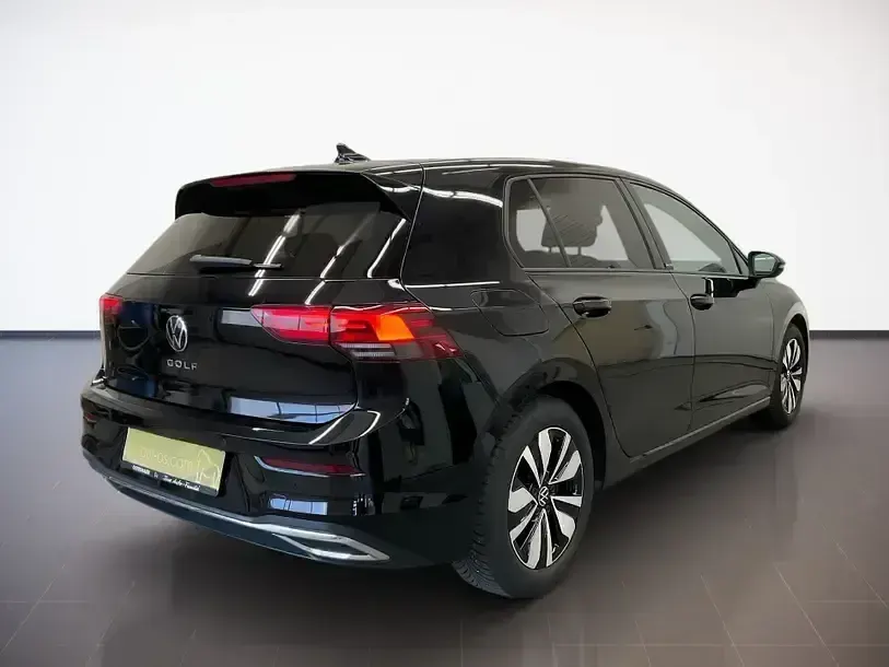 Gebraucht VW Golf VIII Move 150 PS (110 kW) 2023 Schwarz Limousine