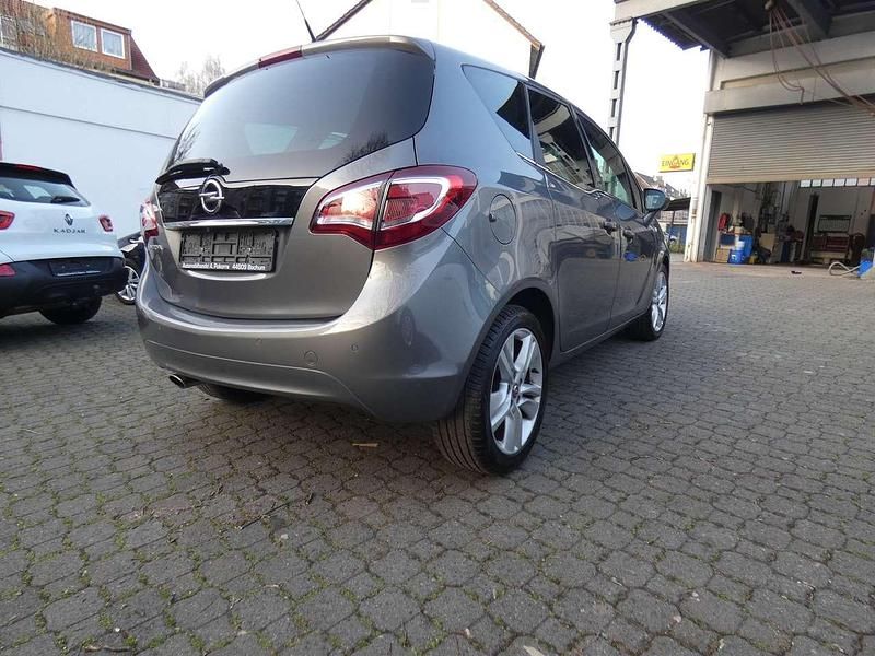 Gebraucht Opel Meriva Innovation 140 PS (102 kW) 2015 Karbon silber/shiny grey (m2) Van / Kleinbus