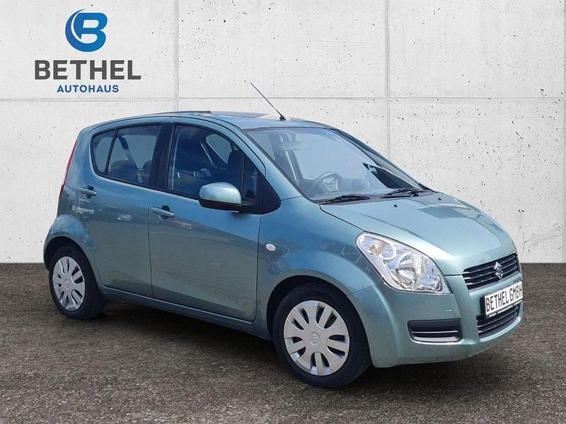 Gebraucht Suzuki Splash Club 94 PS (69 kW) 2012 Grün Kleinwagen