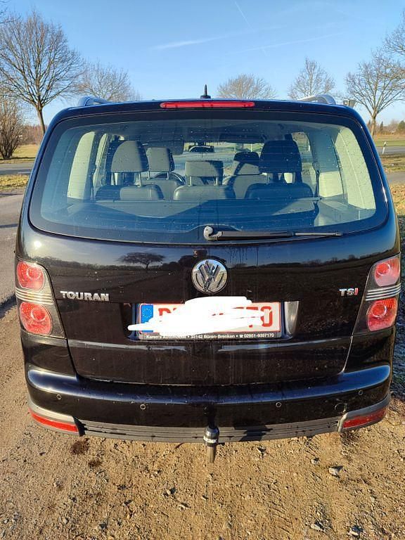 Schwarz Gebraucht 2009 VW Touran Cross Van / Kleinbus | 3.990 € (Superpreis) - Bild 1/4