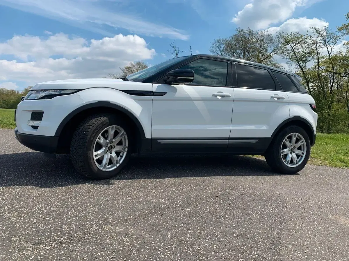 Gebraucht Land Rover Range Rover evoque Pure 190 PS (139 kW) 2013 Weiß SUV